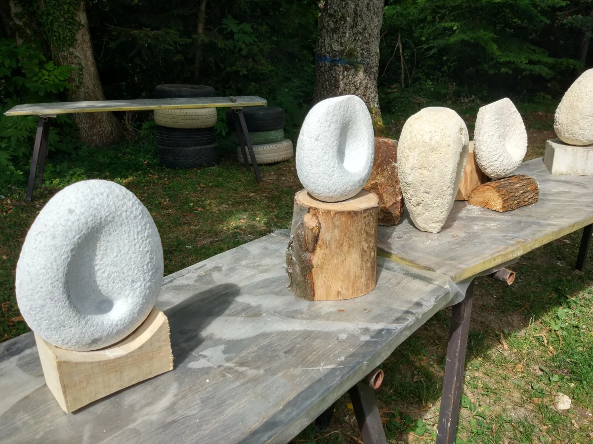 skulpturen showcase